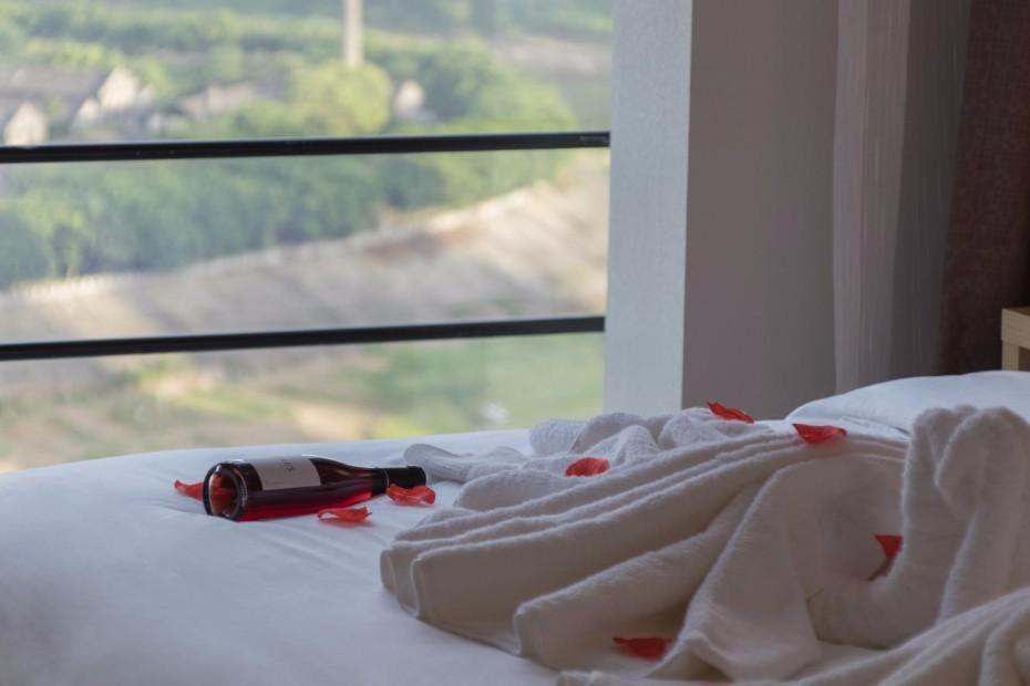 Lavande Hotel Luzhou Jiale Century City Eksteriør bilde