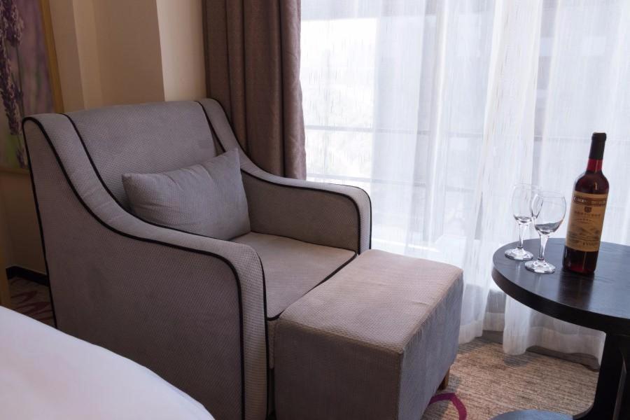 Lavande Hotel Luzhou Jiale Century City Eksteriør bilde