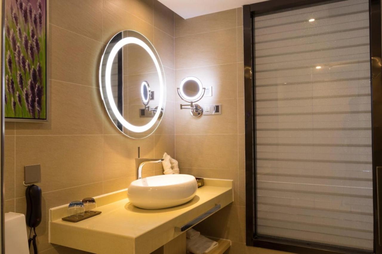 Lavande Hotel Luzhou Jiale Century City Eksteriør bilde